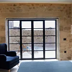 Riglia Residence