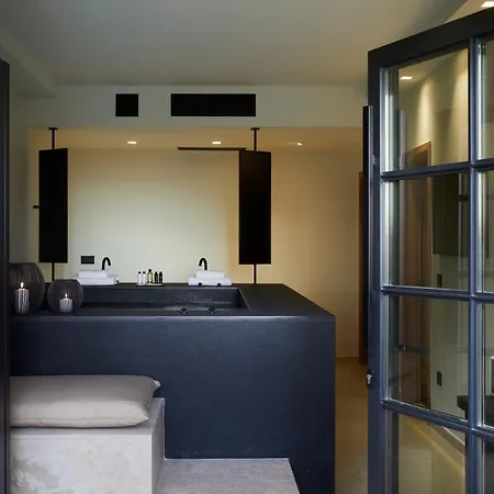 Riglia Residence Villa *